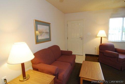 Affordable Suites Lexington Bilik gambar